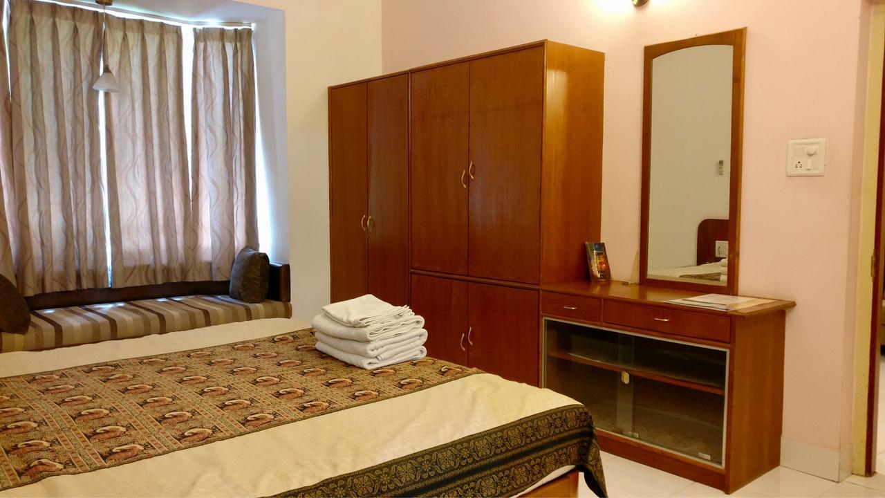 Sai Towers Hotel Puttaparthi Exterior foto