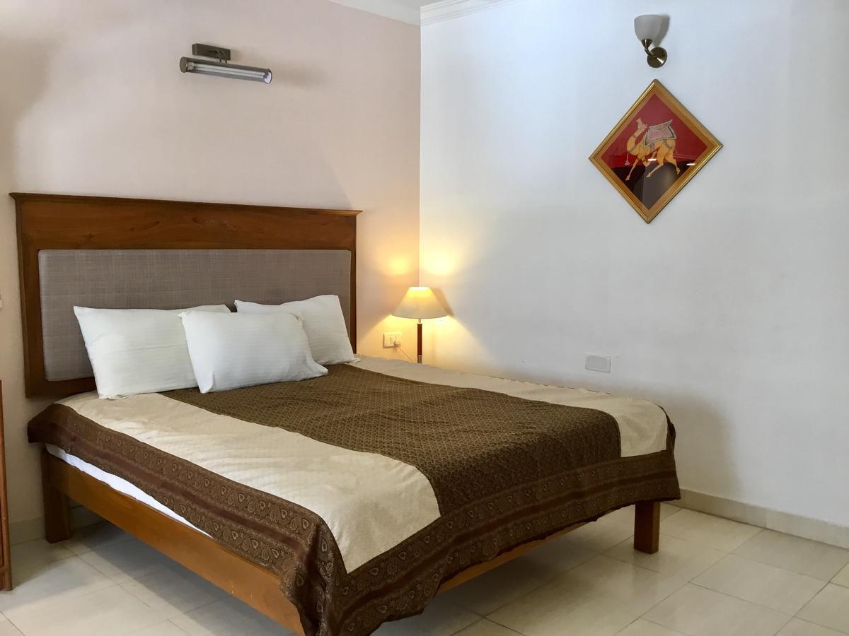 Sai Towers Hotel Puttaparthi Exterior foto
